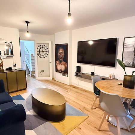 Immaculate Covent Garden Apartment Лондон Экстерьер фото
