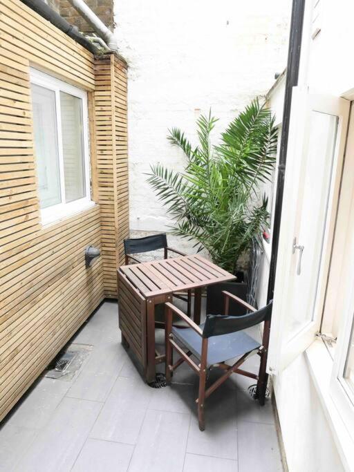 Immaculate Covent Garden Apartment Лондон Экстерьер фото