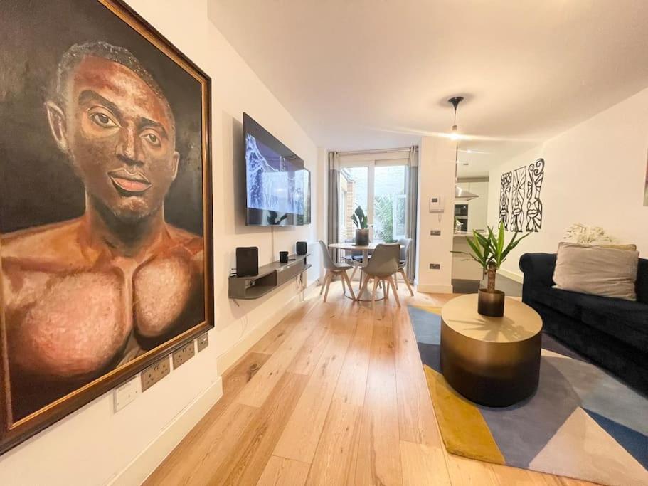 Immaculate Covent Garden Apartment Лондон Экстерьер фото